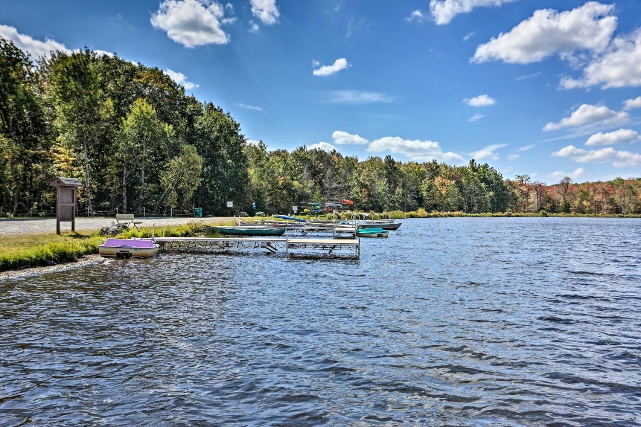Bear Den Rustic Pocono Lake Home With Game Room! Exteriör bild